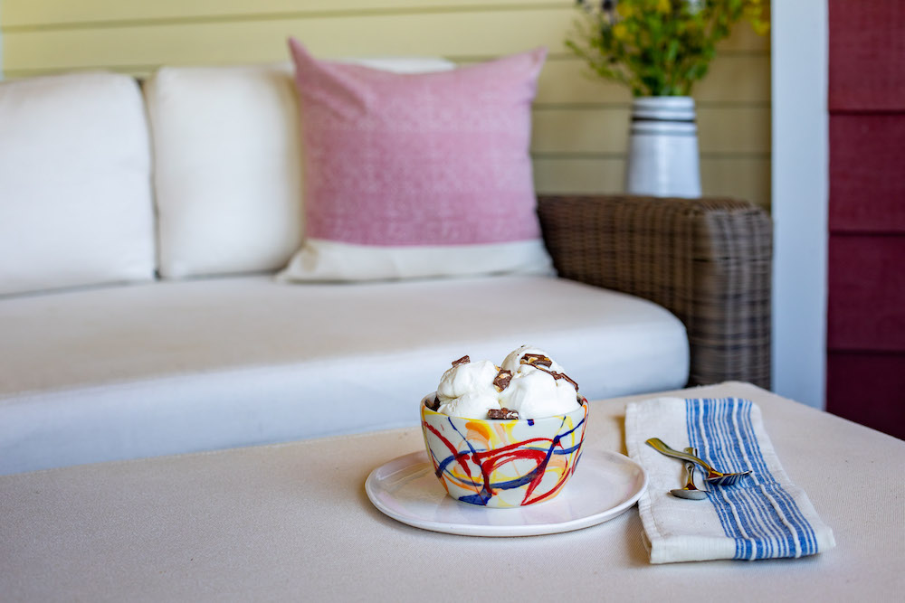 Ice cream bowl and napkins | Beck Home + Goods