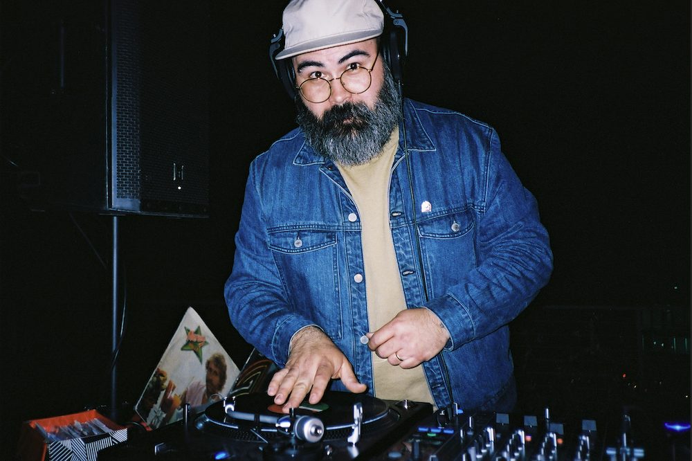 DJ Andre Acosta  on the turntables