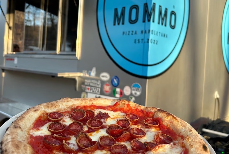 Mommo Pizza Food Truck