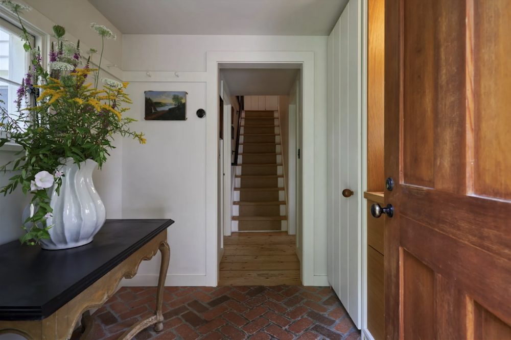 entryway at 660 County Route 7, Pine Plains NY