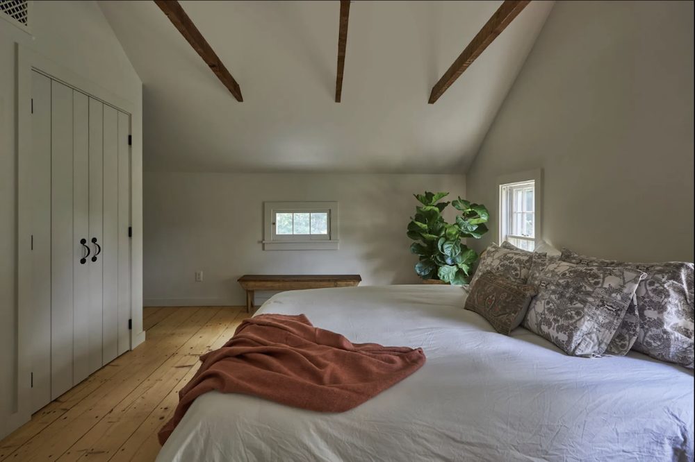 master bed at 660 County Route 7, Pine Plains NY
