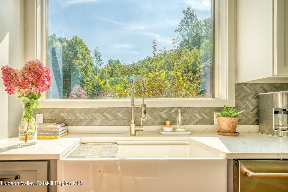 On the Market: 544 Herdman Road, Shandaken, NY Halter Associates Realty