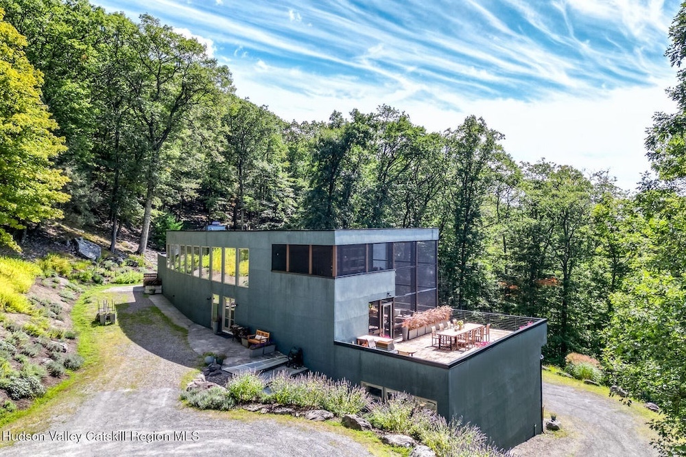 overhead view of home at 306 Meads Mountain Road, Woodstock, NY