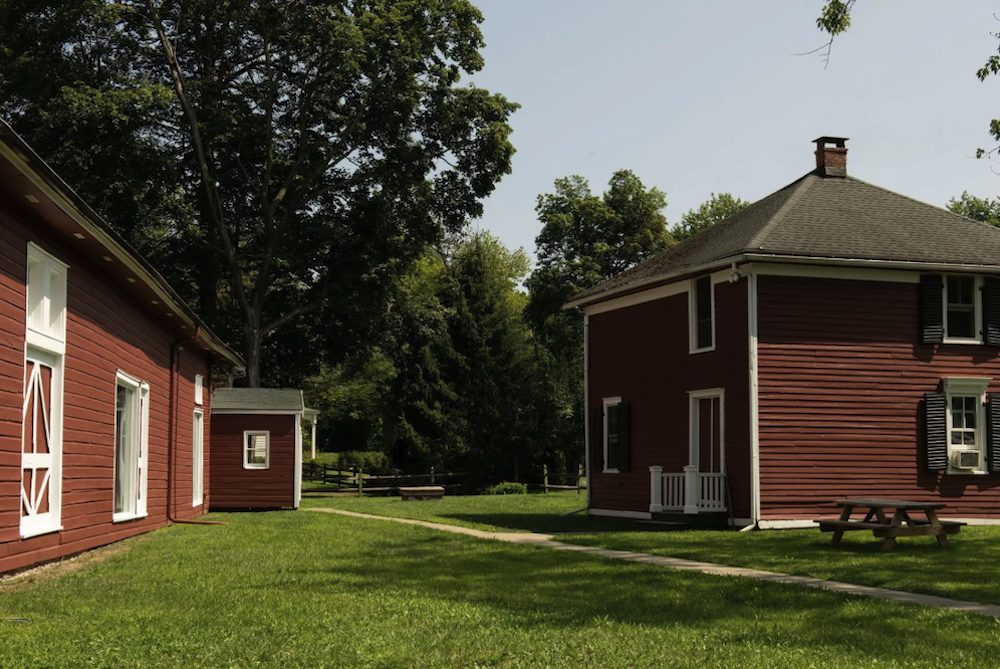 bewtween to buildings at 33 Maple Ave, Claverack-Red Mills NY
