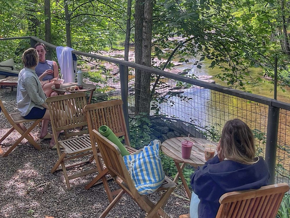 outside area at Woodstock Infusions in Woodstock, NY