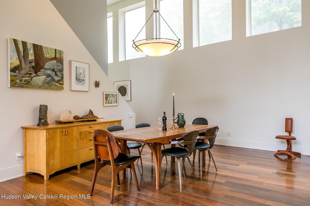 dining table at 306 Meads Mountain Road, Woodstock, NY
