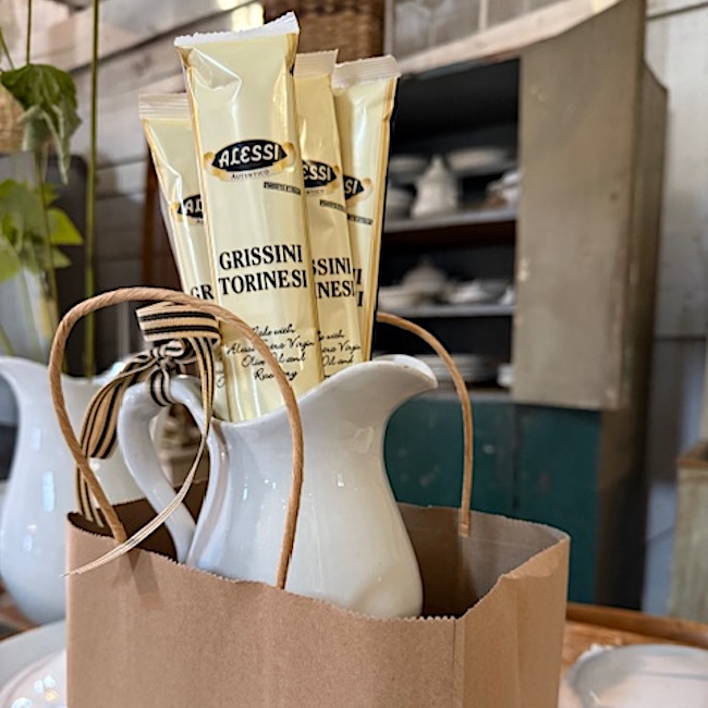 INSIDE+OUT 2025 holiday gift guide by Hudson Valley tastemaker Ron Sharkey