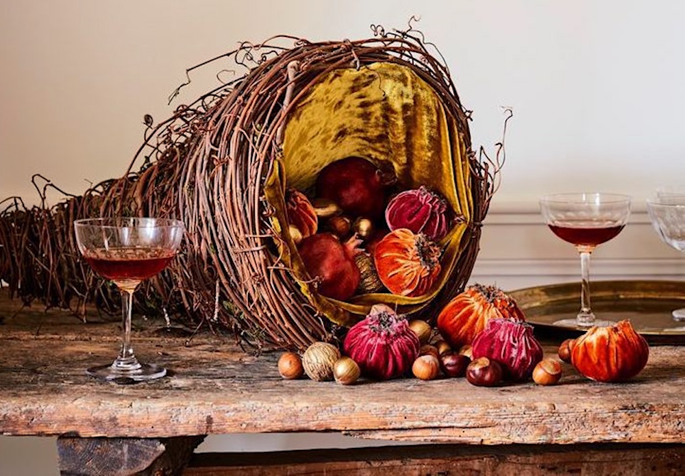 Flora Thanksgiving Table decor