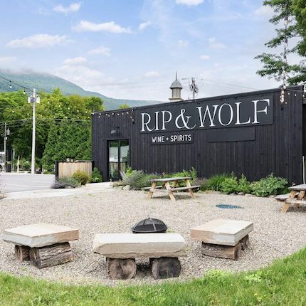 Commercial spaces and businesses for sale in the Hudson Valley