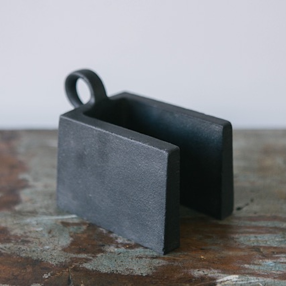 INSIDE+OUT 2025 holiday gift guide by Hudson Valley tastemakers Kelly Zaneto and Joshua Vogel