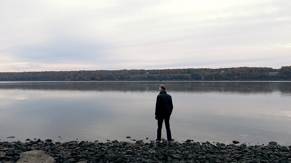 Hudson Valley artist and Sculptor Iain Machell 