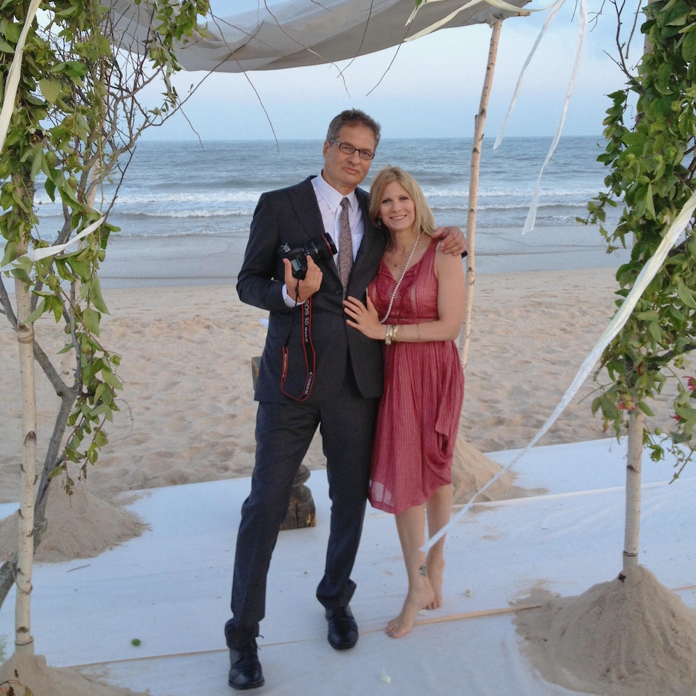 Lauren Bergman and Ed Lederman at a wedding on the beach