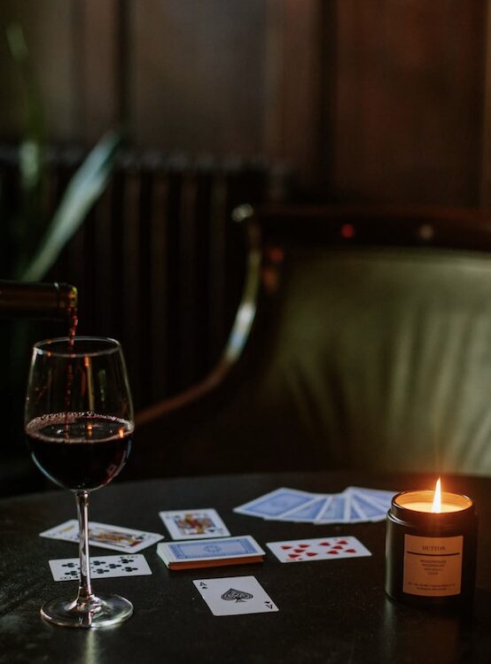 Lounge at Edgewood Mansion at Hutton Brickyard in Kingston NY