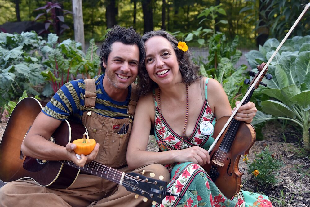 Mike Merenda + Ruthy Ungar during the summertime