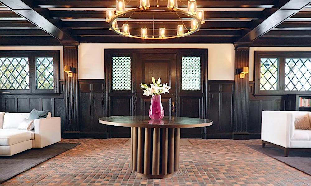 6oclocklocations: 1891 Manor House in Esopus, Ulster County NY