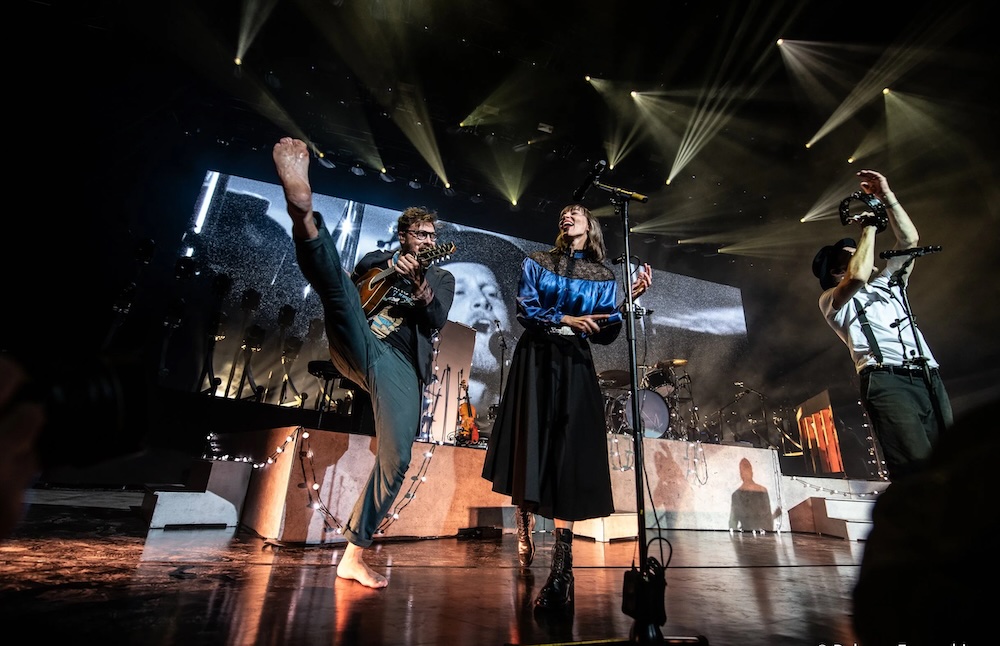 Catbird and The Lumineers photo by Bahram Foroughi