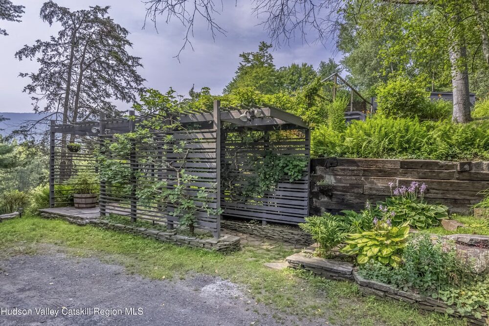 entrance at 166 Todd Hill Road, West Kill NY