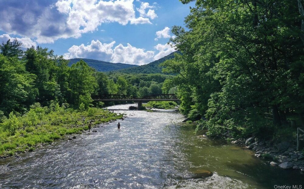 fishing the Esopus at 5973 State Route 28, Phoenicia NY with Halter Associates Realty