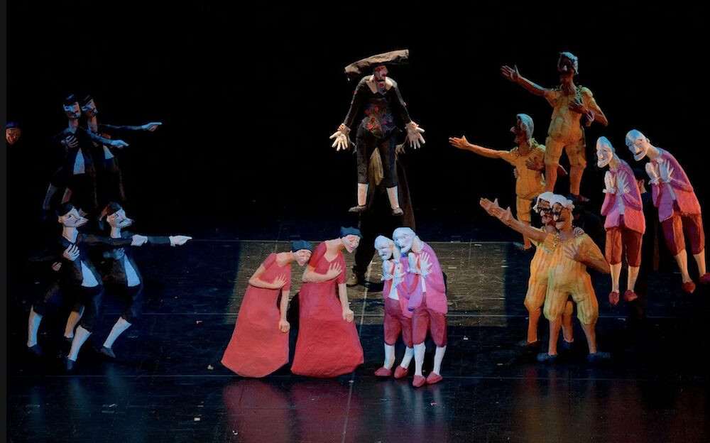 double people puppets on stage at Redwing Blackbird Theater