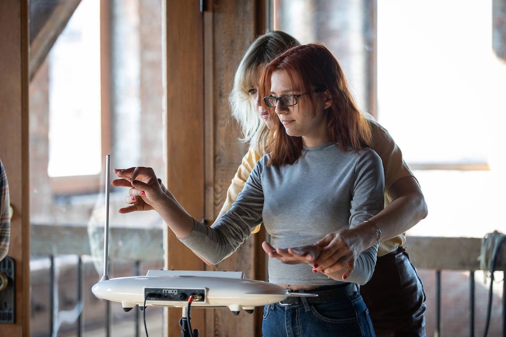 teacher teaching a study at The NY Theremin Society