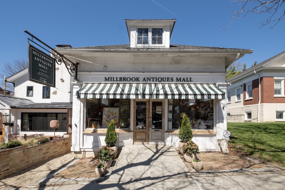 Antique shop for sale 3301 Franklin Avenue, Millbrook, NY