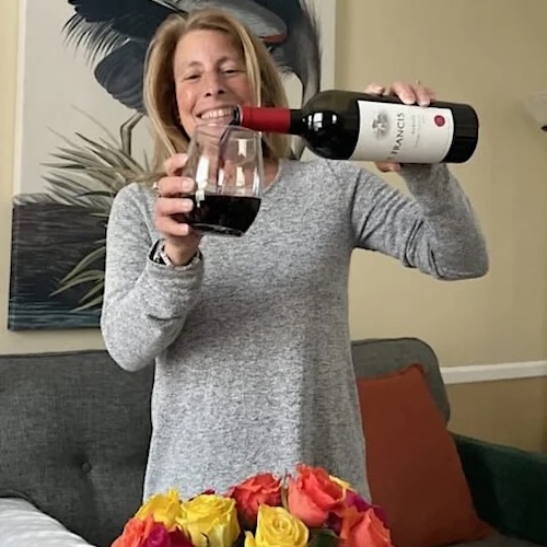 Hudson Valley Wine Goddess Debbie Gioquindo
