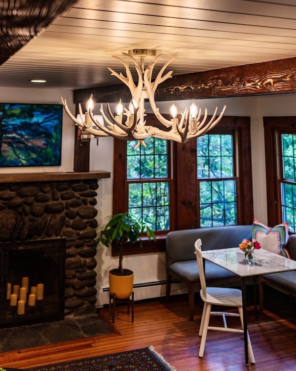 An antler lighting in the dining room at Phoenicia Lodge in Phoenicia NY.