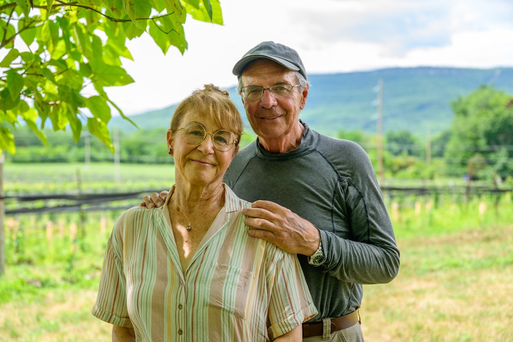 Yancey + Michael Migliore at Whitecliff Vineyard & Winery in Gardiner NY