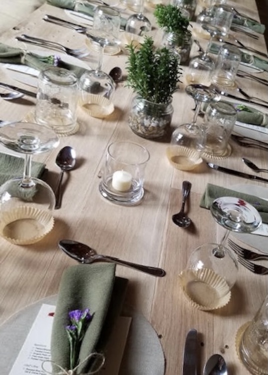 farm to table long dinner decor